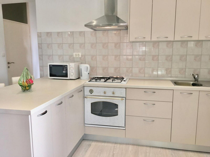 Others 5, Comfort Apartment Romea near the Center, Pula