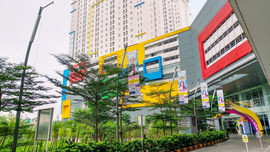 Exterior & Views 2, Well Designed And Cozy Studio At Bassura City Apartment, East Jakarta