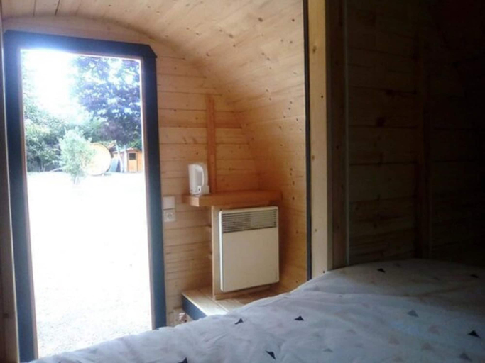 Bedroom, Les Tonneaux de l'Eure Logement Insolite, Eure
