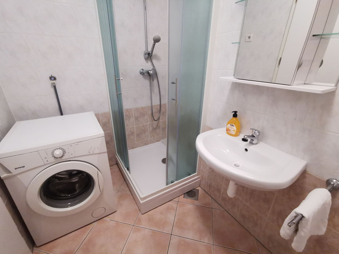 Bathroom 4, Trnovo Apartment, Ljubljana