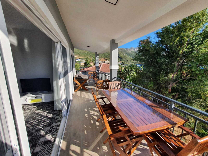 Terrace/patio 3, MY SARANDA TATİL EVLERİ, Marmaris
