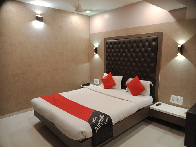 Bedroom 2, Hotel Airport Inn One, Ahmadabad