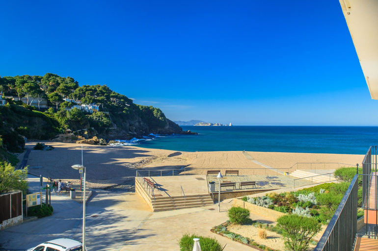 Others 4, Sr-37 Begur SA Riera 4 PAX, Girona