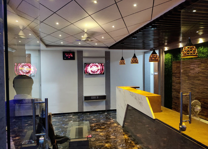 Others 5, HOTEL SR, Vadodara