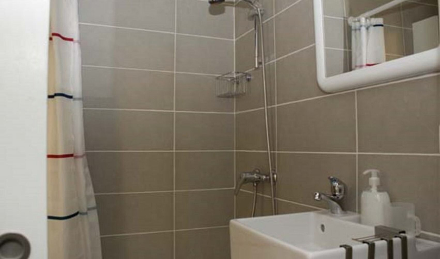Bathroom 3, BarcelonaForRent Sagrada Familia Barcelona Deluxe, Barcelona