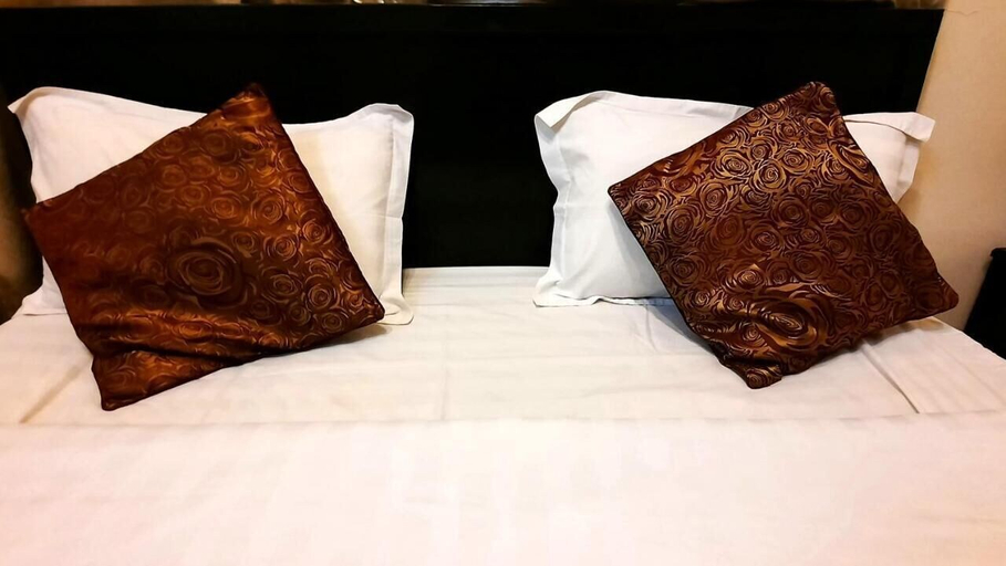 Bedroom 4, Rehana Al-Worood Khamis Mushait