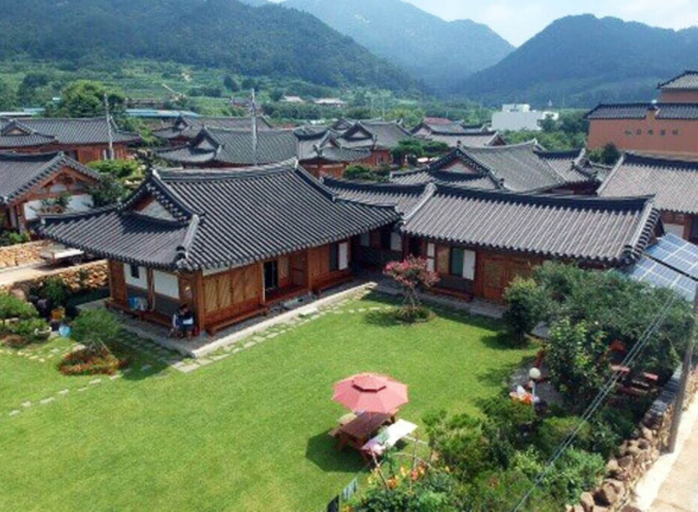 Exterior & Views, Sun Rise Pension, Suncheon
