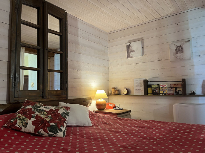 Bedroom 5, La Placette Albigeoise, Tarn