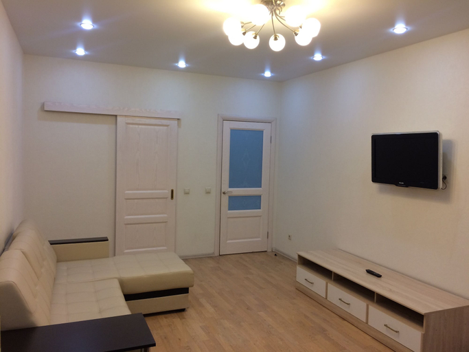 Others 5, Apartments on Fabrichnaya 9, Tyumen'