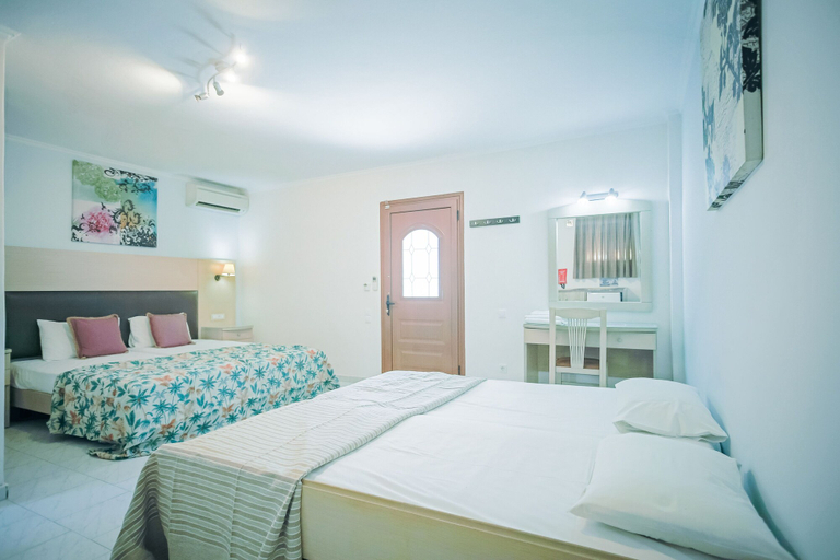 Bedroom 3, Roseclub Apartments, Ionian Islands