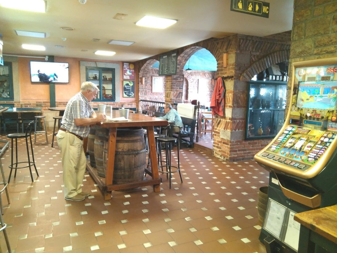 Food & Drinks 5, Villa de Nava, Asturias