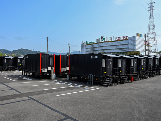Exterior & Views 2, HOTEL R9 The Yard Shikokuchuo, Shikokuchūō