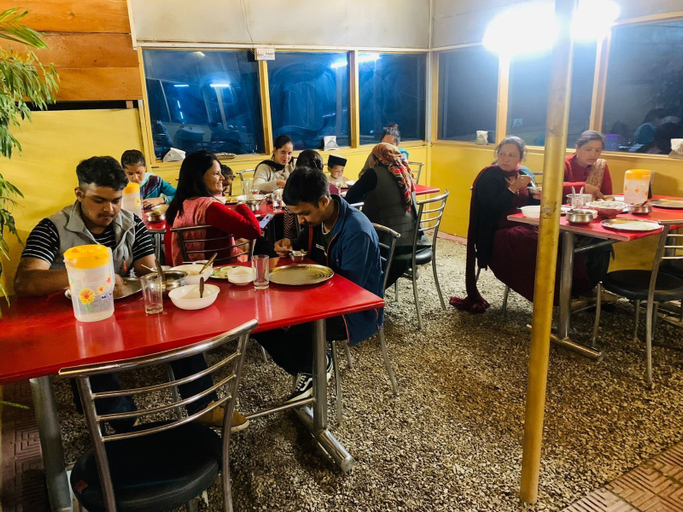 Food & Drinks 4, Tirthan Village Huts, Kullu