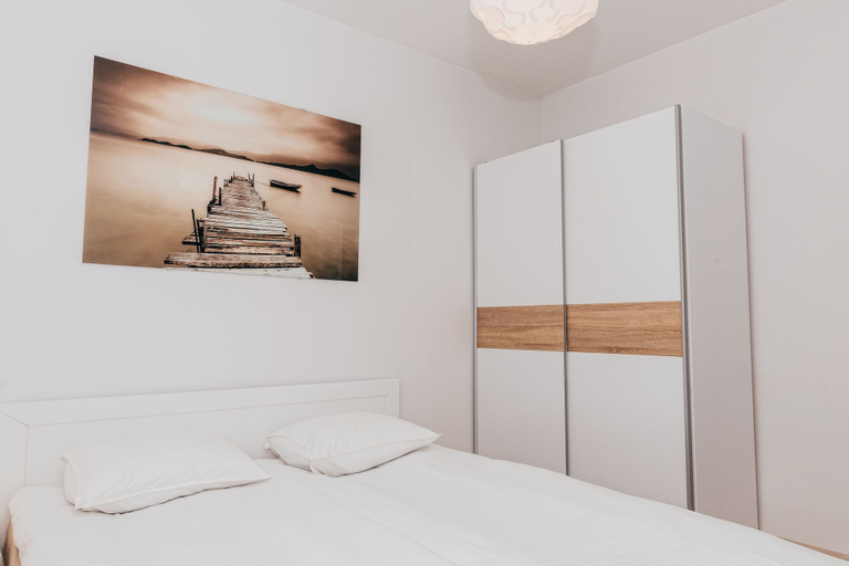 Bedroom 2, Elite Apartments City Center Suites, Gdańsk City