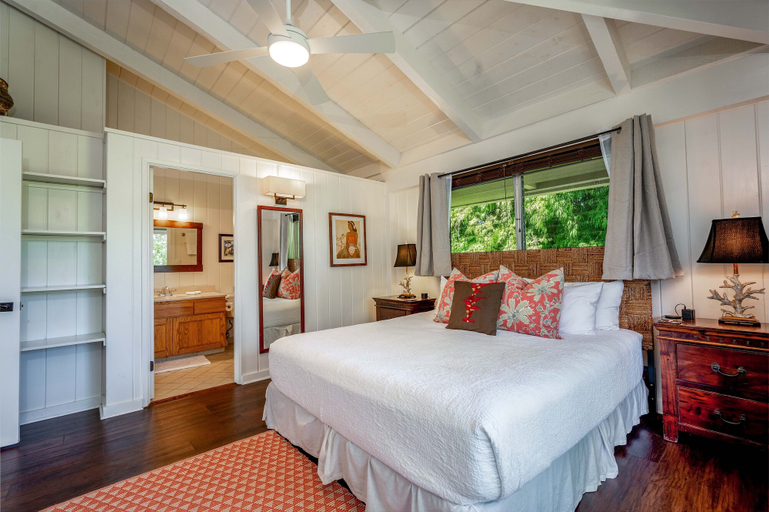 Bedroom 2, Hale Naninoa 5 Bedroom Home by RedAwning, Kauai