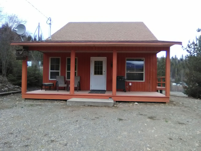 Exterior & Views 2, Wells Gray Golf resort and RV park, Thompson-Nicola