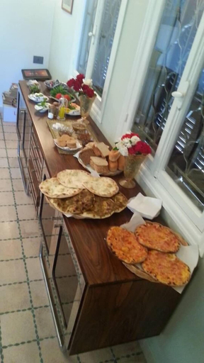 Food & Drinks, Beit Wadih, Kasrouane