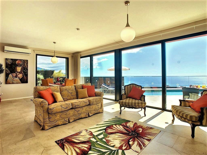 Others 5, Villa Eden Roze, Calheta