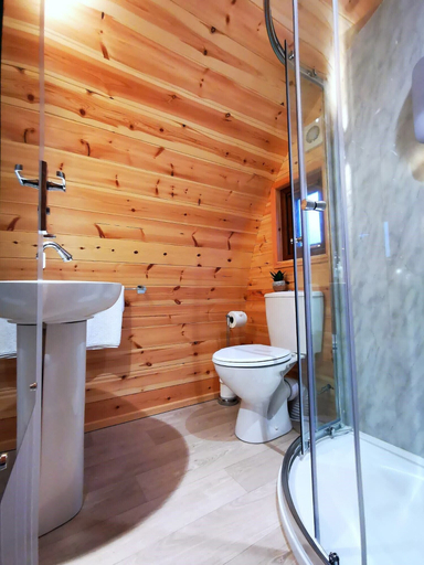 Bathroom, North Coast 9, Causeway Coast and Glens