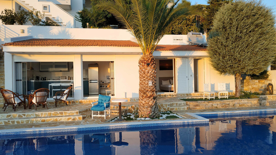 Exterior & Views 2, Infinity Blue Suites, Attica