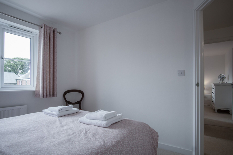 Bedroom 2, Maes Yr Odyn - 3 Bedroom - Narberth, Pembrokeshire