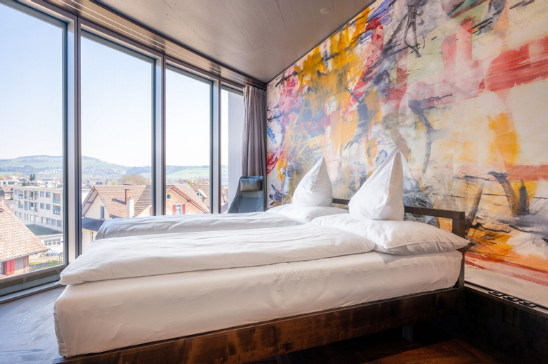 Bedroom 21