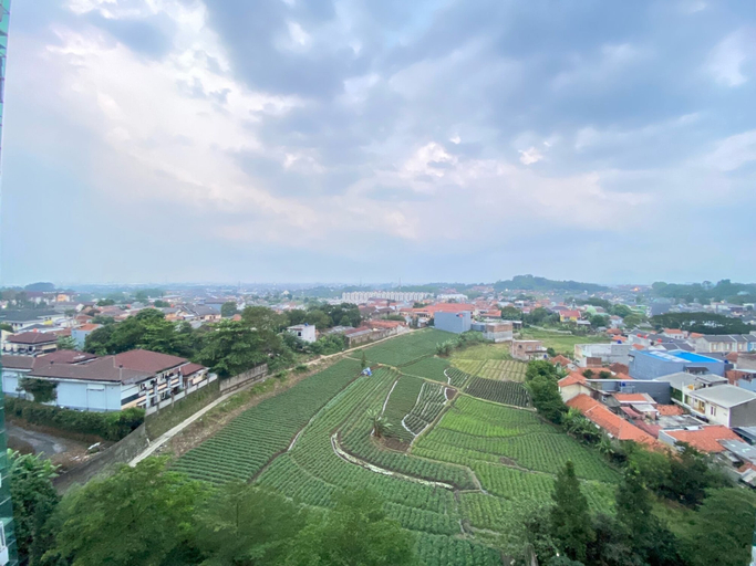 Exterior & Views, Cozy Studio Apartment with Great View at Oxford Jatinangor, Sumedang