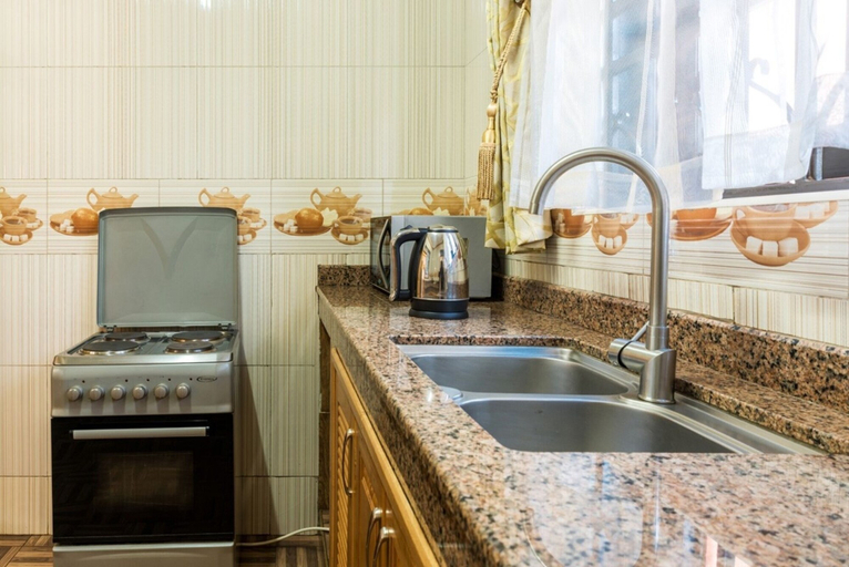Others 5, High-quality Apartment in a Secure Resort - 2 to 4 People, Kampala
