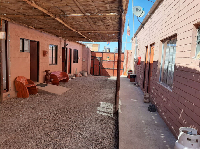 Exterior & Views 2, Hostal Nuevo Sol y Viento, El Loa