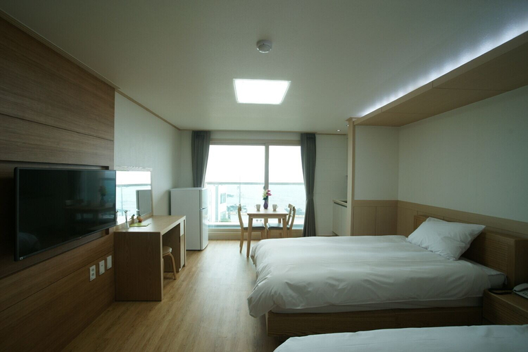 Bedroom 2, The Beach Pension, Jeju