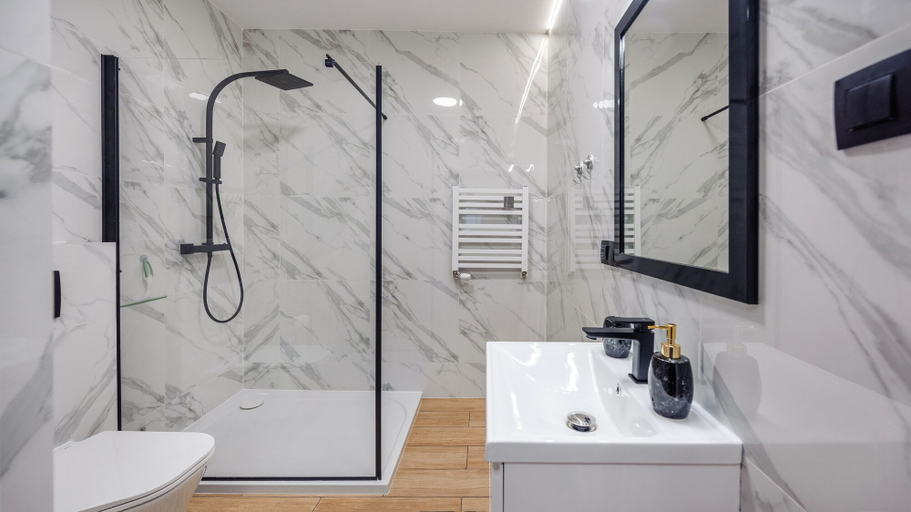 Bathroom 3, Apartamenty Sun & Snow Baltic Nova, Puck