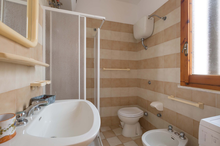 Bathroom, 1892 Casa Di Ronzino, Lecce
