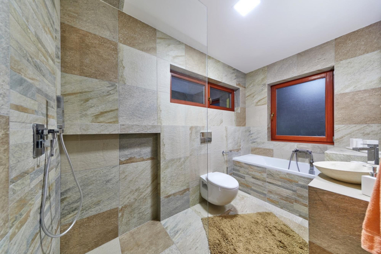Bathroom 5, Cerna Kcg350 in Cermn, Trutnov
