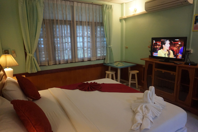 Bedroom 2, C & C Resort Nangrong, Nang Rong