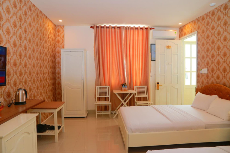 Bedroom 3, Royal Hotel, Tuy Hoa