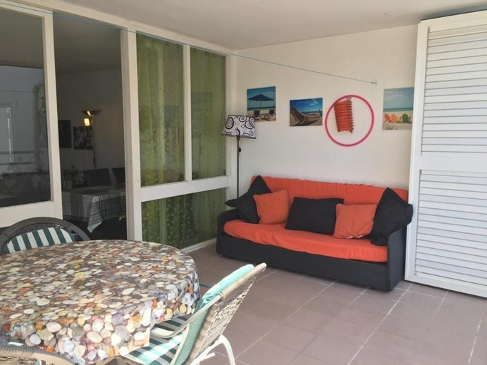 Others 5, Apartamento Politur J-18, Girona