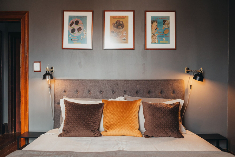 Bedroom 2, William Arnott Boutique Hotel, Maitland