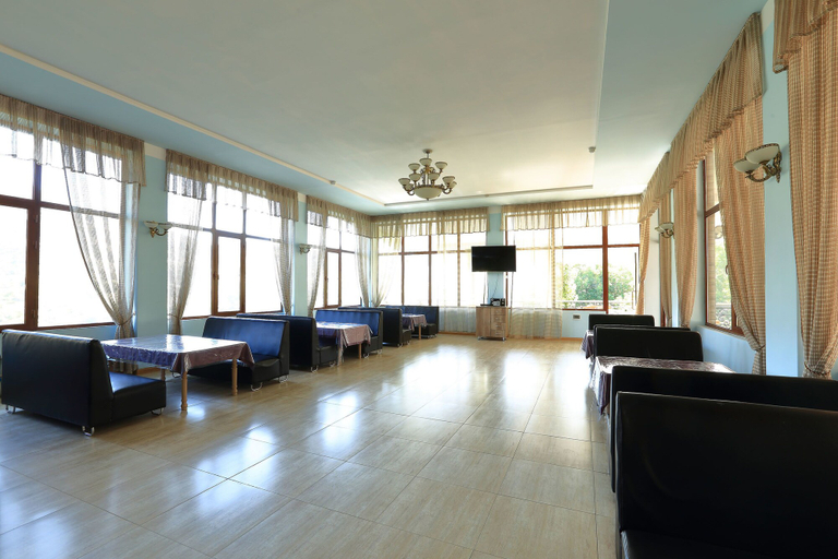 Lobby, Recreation Zone Dustlik, Bo'stonliq