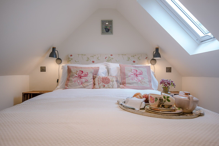 Bedroom 2, The Wash House, Middleton, Suffolk