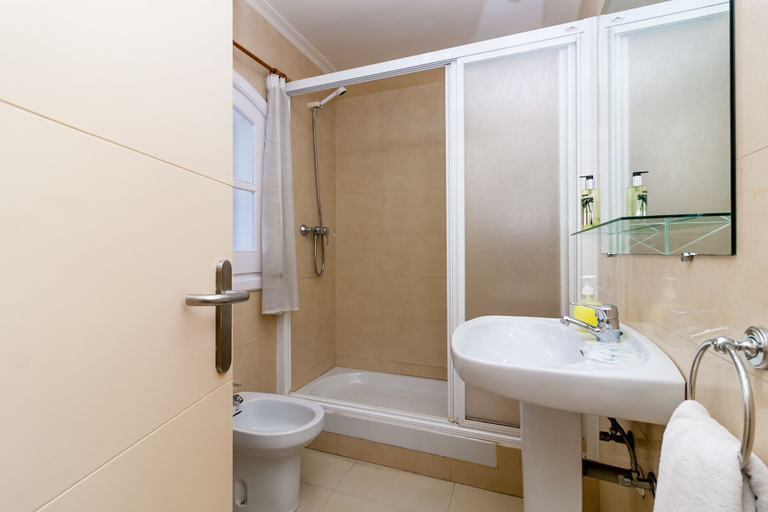 Bathroom, Verano Azul 63 Nerja Apartment, Málaga