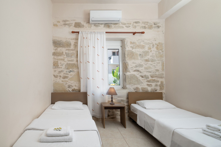 Bedroom 3, Zeus Traditional House, Crete