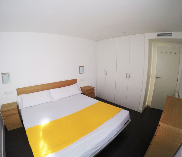 Bedroom 3, Aiguaneu La Sardana, Girona