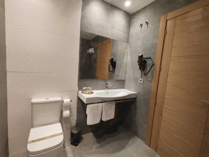 Bathroom 3, insideHome Ciudad de Palencia, Palencia