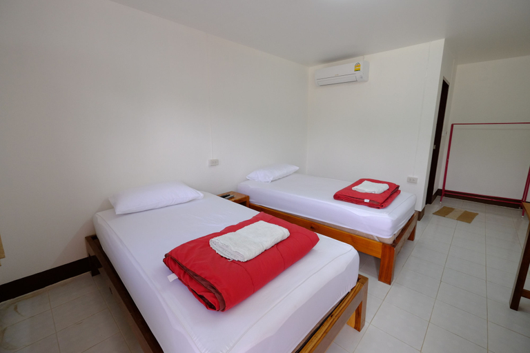 Bedroom 2, Mini Guesthouse, Mae Sariang