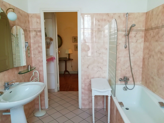 Bathroom 5, Embarben Maison d'hotes, Bouches-du-Rhône