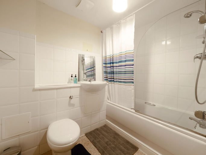 Bathroom 4, Bingley Court, Kent
