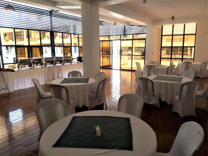 Food & Drinks 3, Virunga Hotel, Musanze