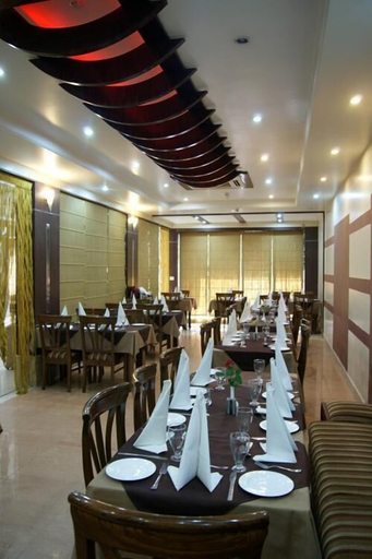 Food & Drinks 4, Hotel New Temple's Town, Varanasi