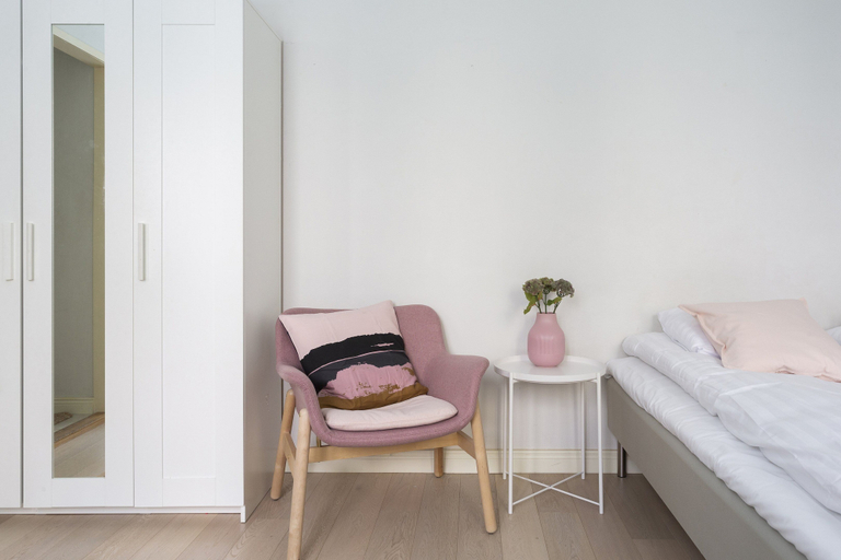 Room 2, 2ndhomes Cozy studio in Kluuvi, Uusimaa