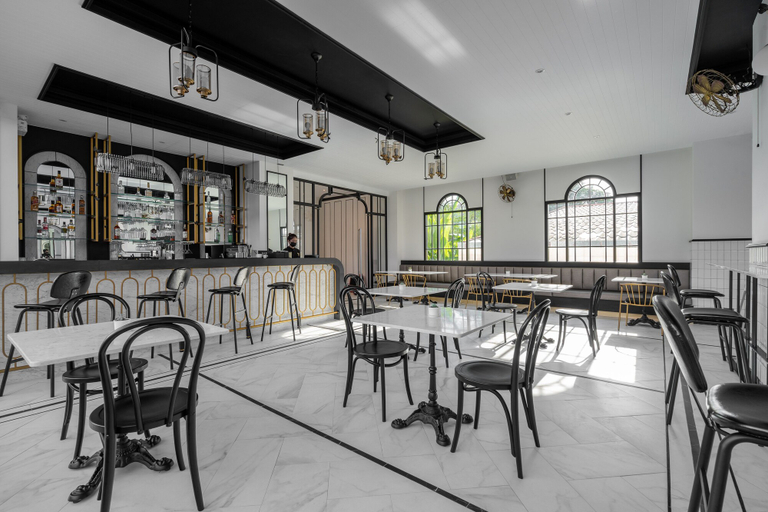 Food & Drinks 4, Ratri Hotel Phuket Old Town, Pulau Phuket